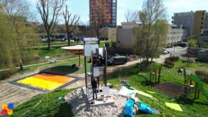 Nieuwe Glijbaan Speeltuin Stadspolders