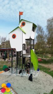 Nieuwe Glijbaan Speeltuin Stadspolders
