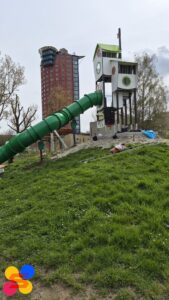 Nieuwe Glijbaan Speeltuin Stadspolders