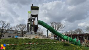 Nieuwe Glijbaan Speeltuin Stadspolders