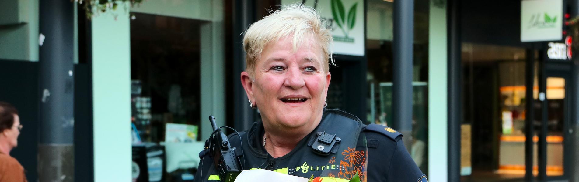 Wijkagent Anja Knoop neemt na 16 jaar afscheid van Stadspolders